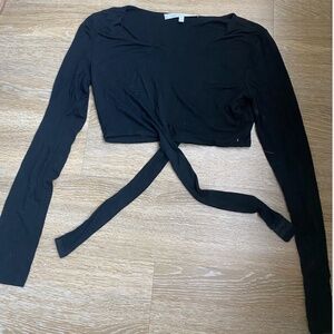 Lovers and friends crop twist black long sleeve